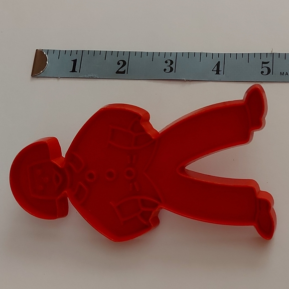 Vintage Tupperware Cookie Cutters - 9 piece - Picture 10 of 11